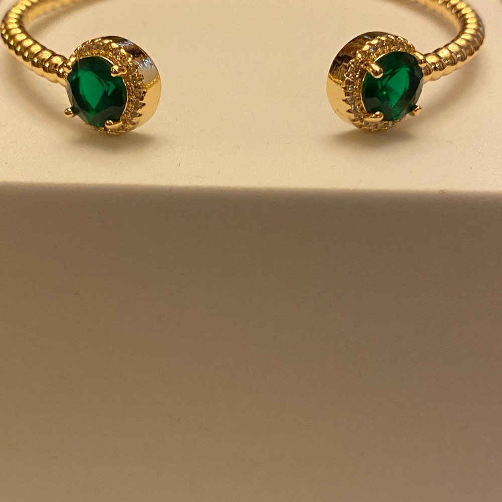 Gold and Green Gemstone Cuff Bracelet with Bezel Setting